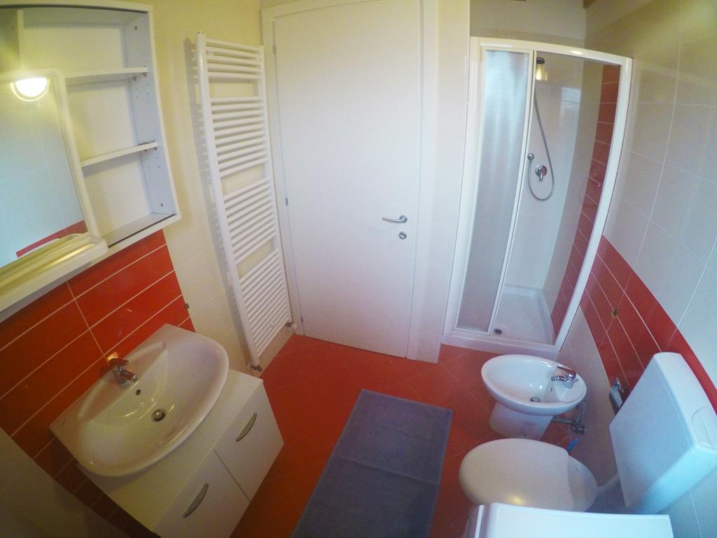 Residence Al Mare - Agenzia Cocal Каорле Номер фото
