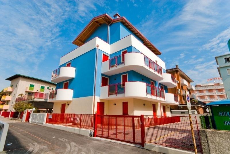 Residence Al Mare - Agenzia Cocal Каорле Экстерьер фото